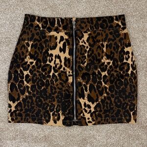 Cheetah Print Mini Skirt w Zipper, Small